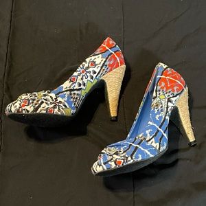 Rocket Dog Ikat Print Heels